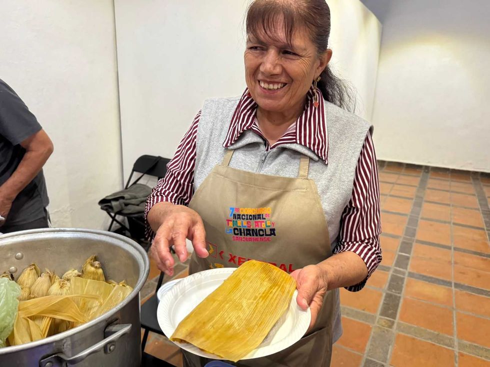 Cartel del 7mo Concurso Nacional de Tamales Atole y Chancla Sanjuanense en el Jard\u00edn Independencia de San Juan del R\u00edo