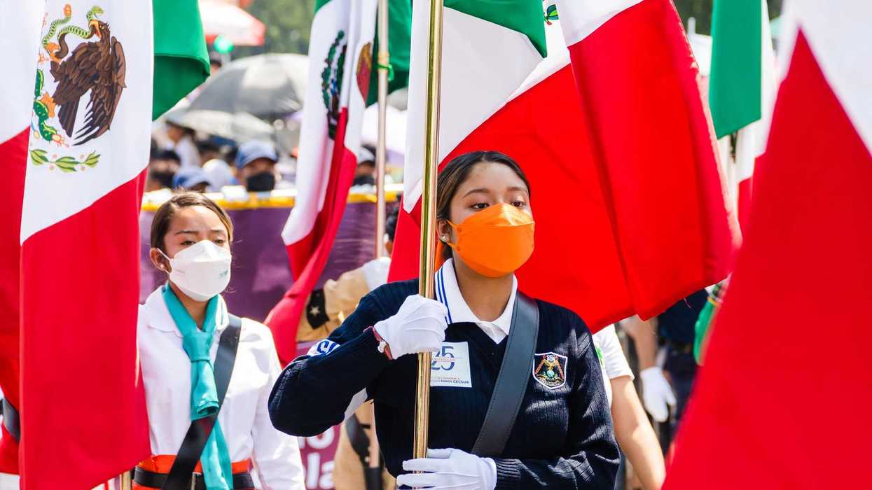 Cartel oficial del XXV Concurso Municipal de Escoltas de Bandera Nacional convocado por San Juan del Río con cierre 13 de mayo.