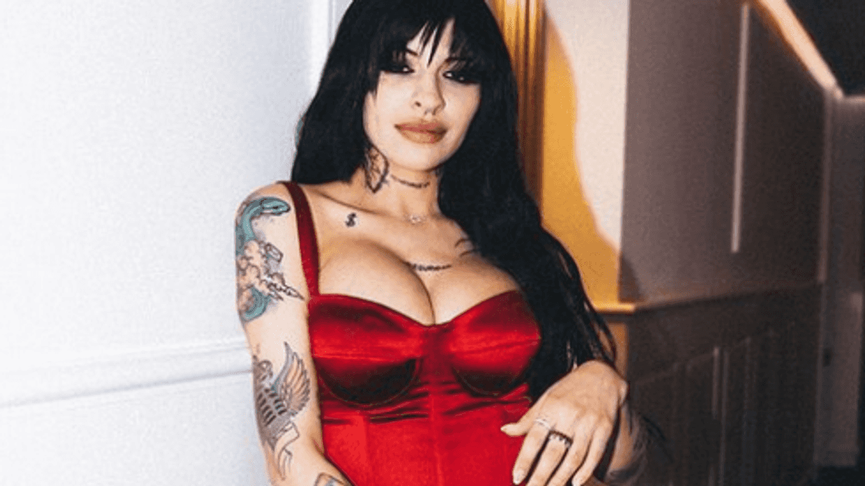 Cazzu reaparece cantando “Como la flor” de Selena tras boda de Christian Nodal y Ángela Aguilar. AGENCIA MÉXICO.