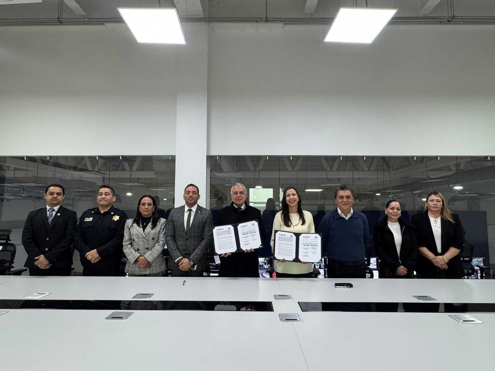 Centro de Atenci\u00f3n a Emergencias 911 de Quer\u00e9taro que operar\u00e1 la conectividad con videovigilancia privada de Cumbres del Lago.