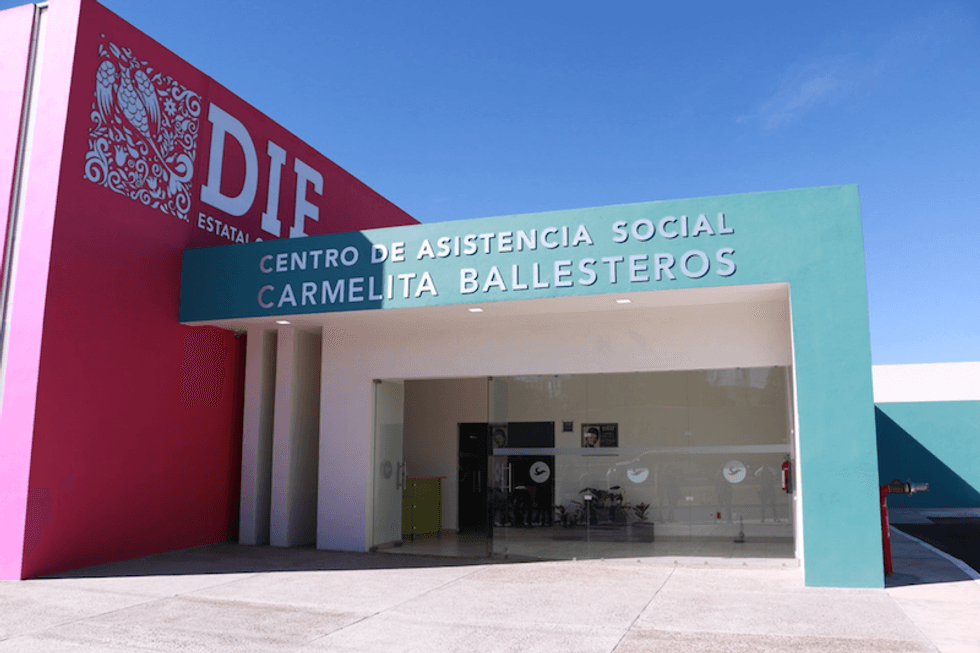 centro sistencia carmelita ballesteros dif 2