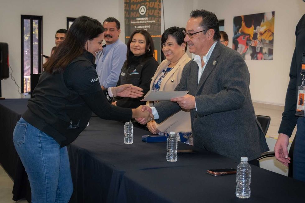 Ceremonia de certificaci\u00f3n de espacios laborales saludables y libres de humo de tabaco en El Marqu\u00e9s, Quer\u00e9taro