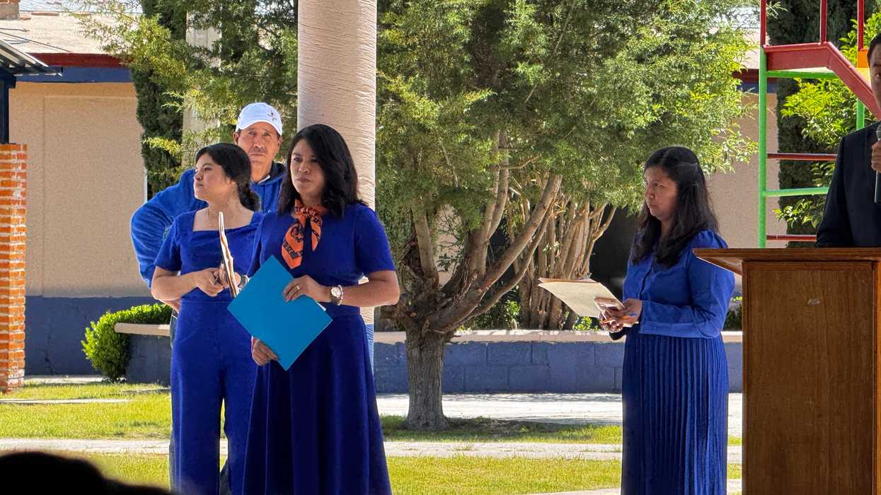 Ceremonia de clausura de la generación 2020-2026 en Nopala de Villagrán.