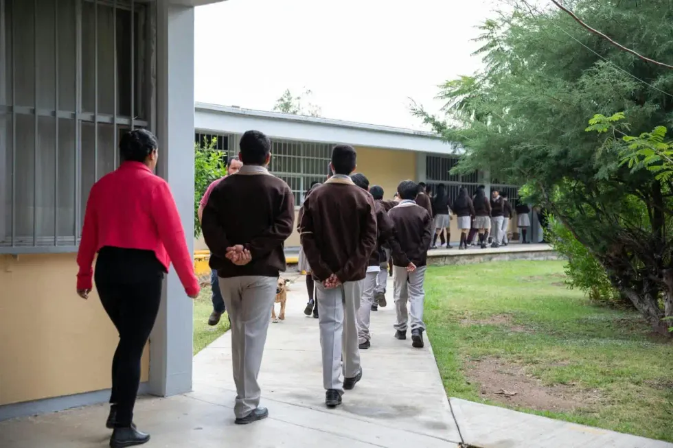 Ceremonia de inicio del ciclo escolar 2026-2027 en la Secundaria T\u00e9cnica 19 de La Llave, San Juan del R\u00edo