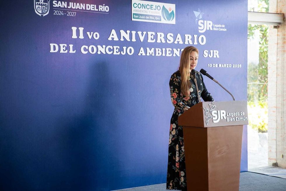 Ceremonia del 11 aniversario del Concejo Ambiental de San Juan del R\u00edo con autoridades municipales