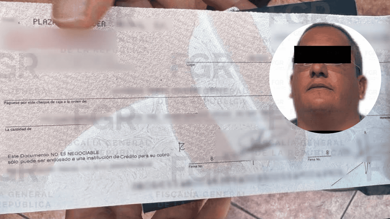 Cheque de caja falso presentado como evidencia por la FGR junto a la fotografía de José "N", vinculado a proceso en la Ciudad de México.