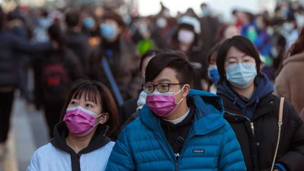 China dice que las muertes por covid bajaron un 80 % respecto al pico de contagios. EFE/EPA/ALEX PLAVEVSKI.