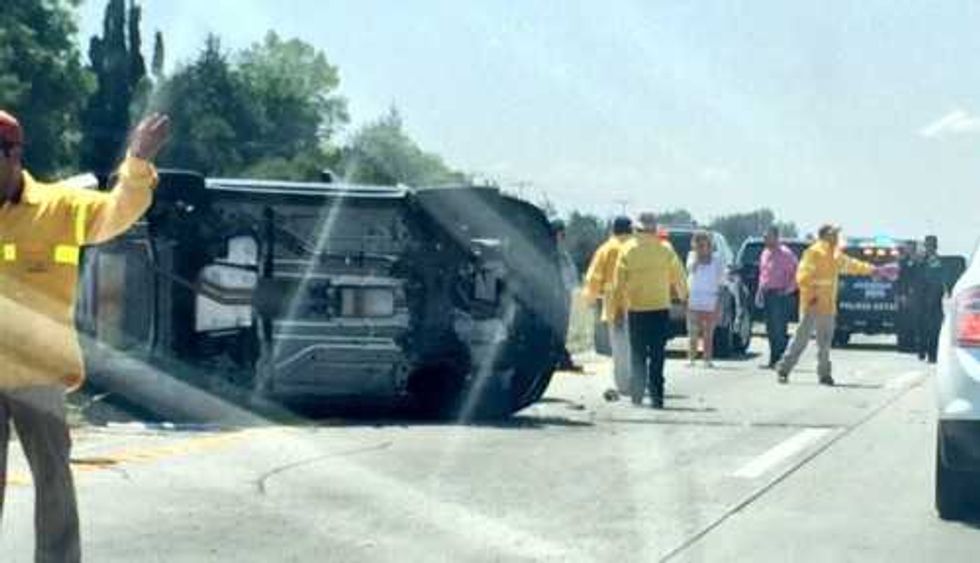 Choque de camioneta en autopista Querétaro México.
