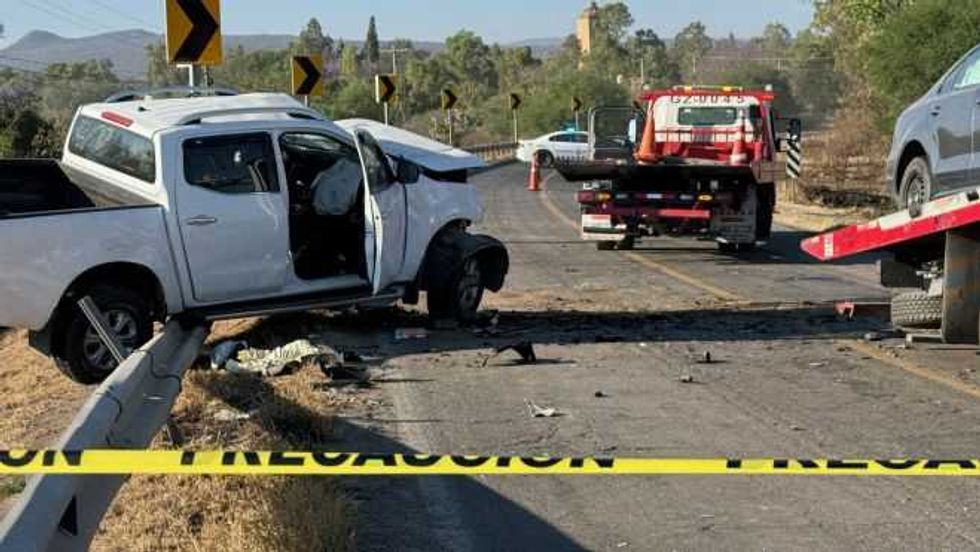 Choque Frontal en Carretera Federal 120 Deja un Muerto y Dos Heridos.
