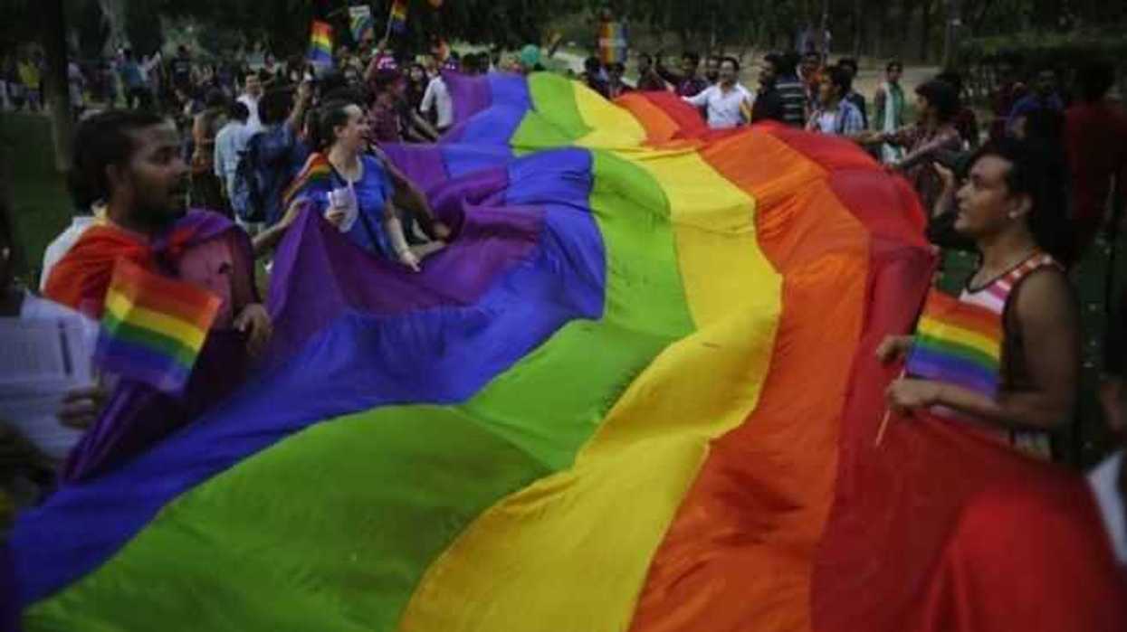 cientos-de-activistas-se-unen-la-marcha-del-orgullo-gay-en-india