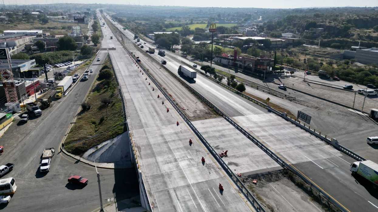 Cierran caseta de Palmillas por inseguridad en la México Querétaro.