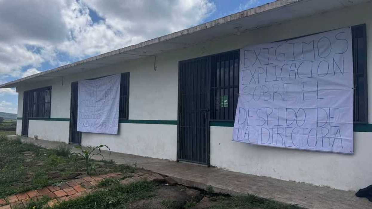 Cierran Telebachillerato por destitución de directora en Vaquería.