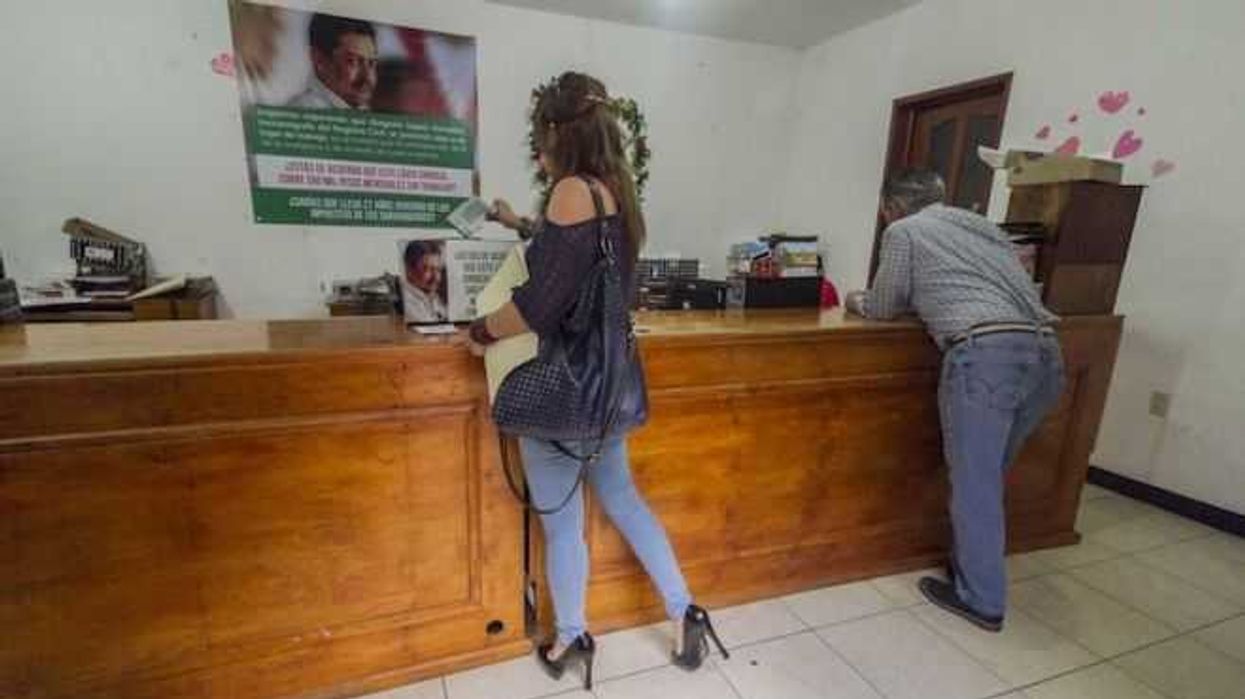 ciudadanos-opinan-sobre-salario-del-lider-sindical-02