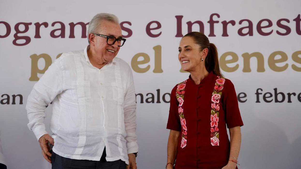 Claudia Sheinbaum durante conferencia matutina sobre ficha roja Interpol contra Rocha Moya y funcionarios Morena en Palacio Nacional