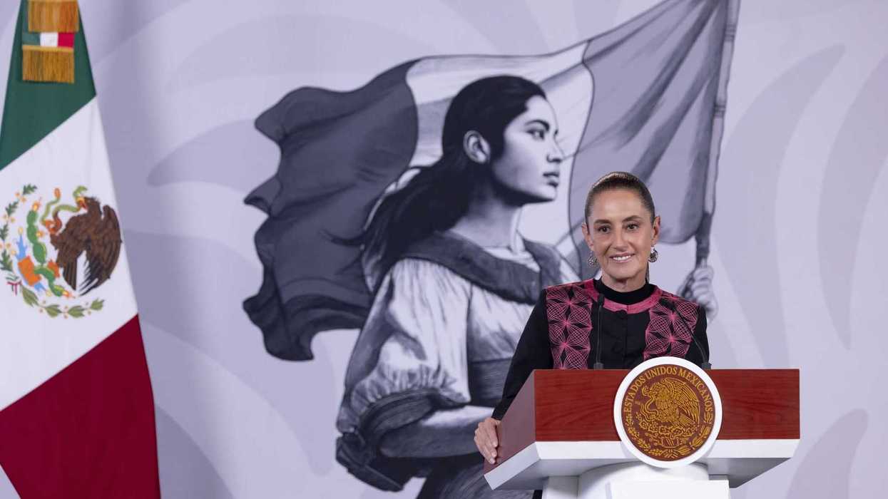 Claudia Sheinbaum Pardo, durante la conferencia matutina en Palacio Nacional, donde anunció su viaje a Zacatecas tras el ataque con explosivos en Ojocaliente.