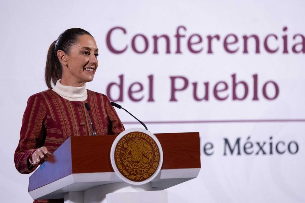 Claudia Sheinbaum presenta cartelera cultural 2025: Año de la Mujer Indígena.