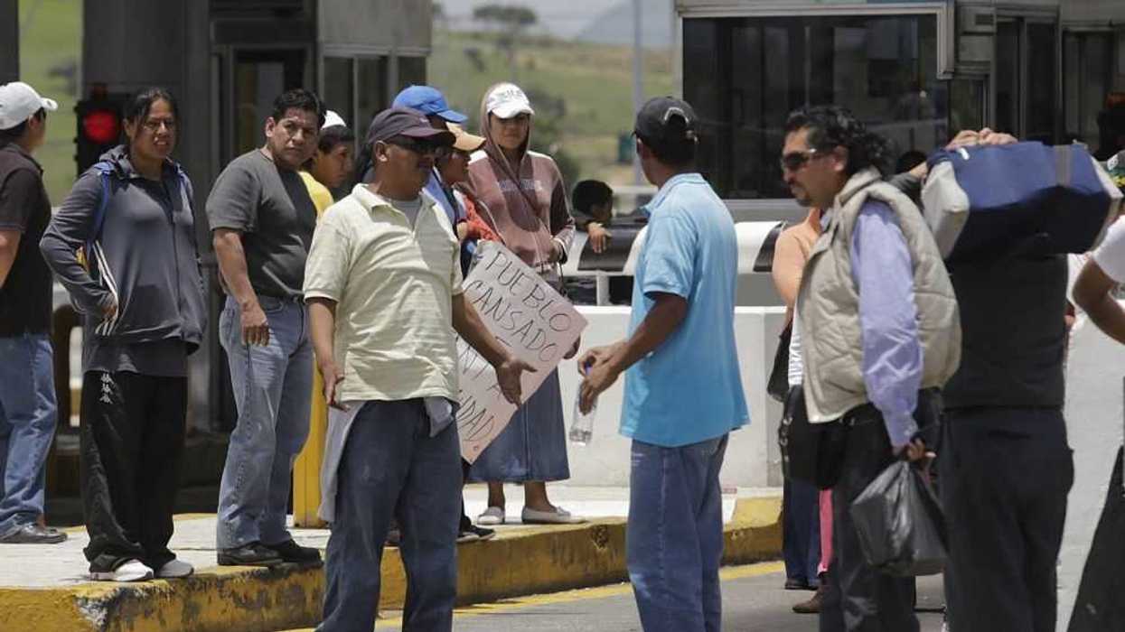 CNTE se retiraron de casetas de peaje de las autopistas México-Puebla y México-Querétaro. NOTIMEX
