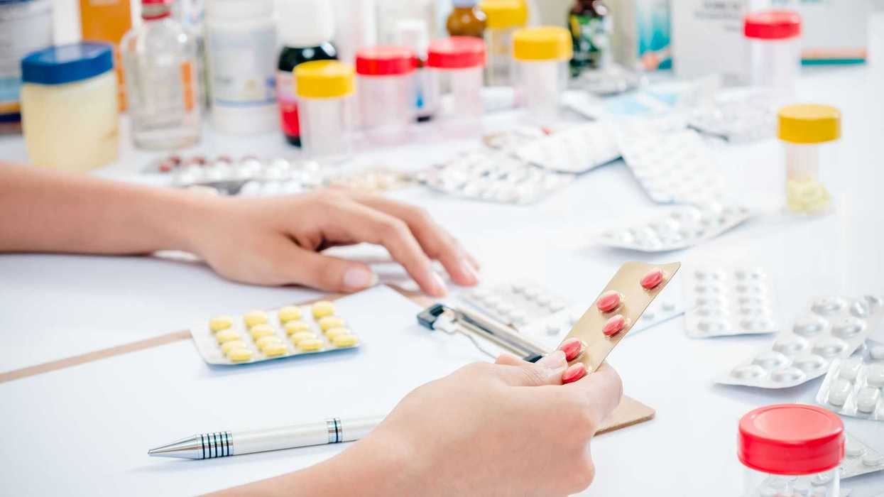 COFEPRIS alerta sobre aumento de medicamentos 'pirata': Caso Nicergolina.