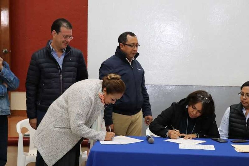 colegios ofreceran servicios a operadores del transporte en san juan del rio1