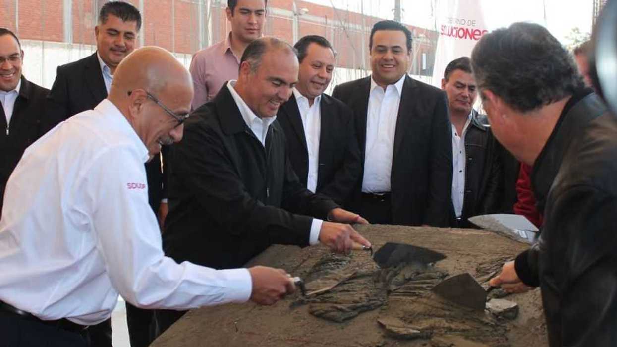 Colocación de la Primera Piedra del Centro Metropolitano de Procuración de Justicia. NOTIMEX