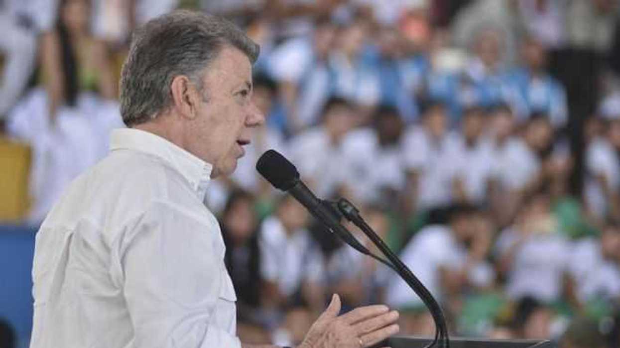Colombia crea presidente-colombiano-condena-ataque-quimico-en-siria.jpg presidente-colombiano-condena-ataque-quimico-en-siria.jpg militar para el desminado
