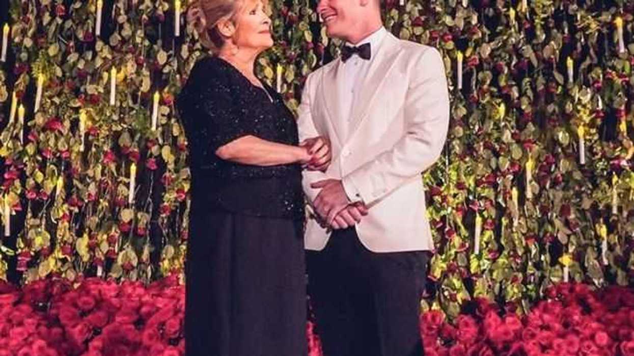 Colton Haynes se despide de su madre