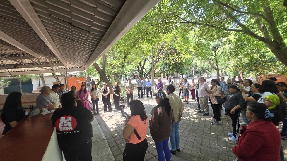 Comedor comunitario Tequisquiapan atiende a familias en Barrio La Magdalena los jueves