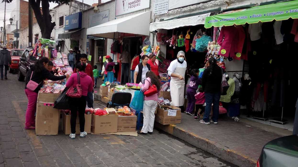 Comerciantes solicitan apoyo a municipio, en San Juan del Río