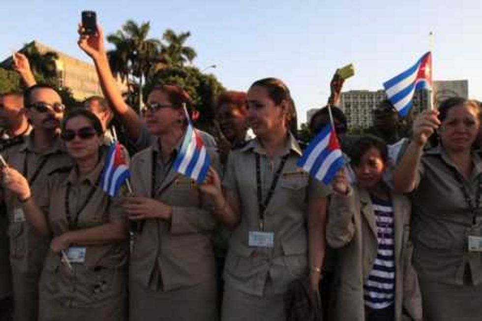 comienza-recorrido-caravana-la-libertad-cenizas-castro