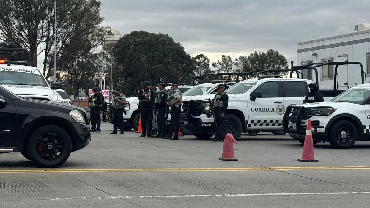 Comunicado de CAPUFE sobre cierre de caseta de Palmillas en Quer\u00e9taro y nueve plazas m\u00e1s tras disturbios por muerte de El Mencho