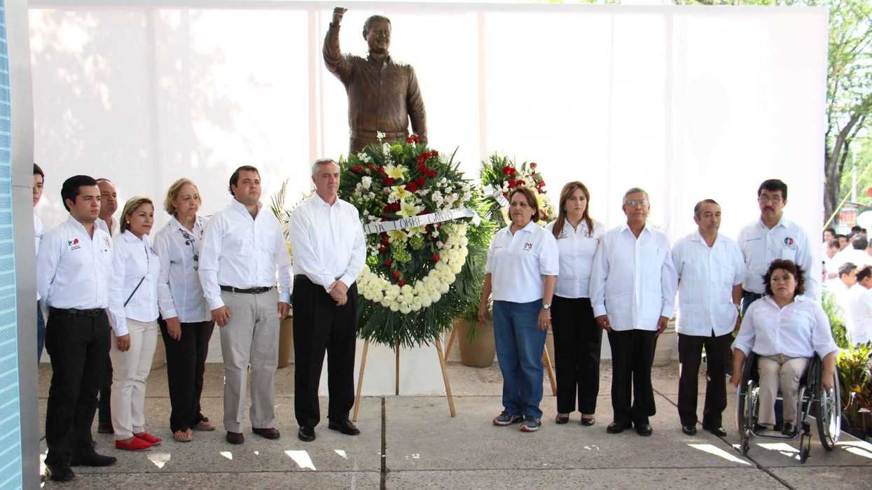 Con diversos actos recuerdan a Torre Cantú a 4 años de su muerte.