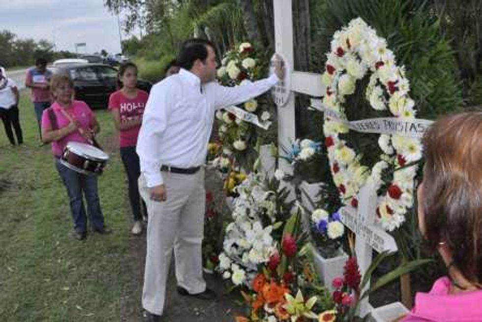 Con diversos actos recuerdan a Torre Cantú a 4 años de su muerte.