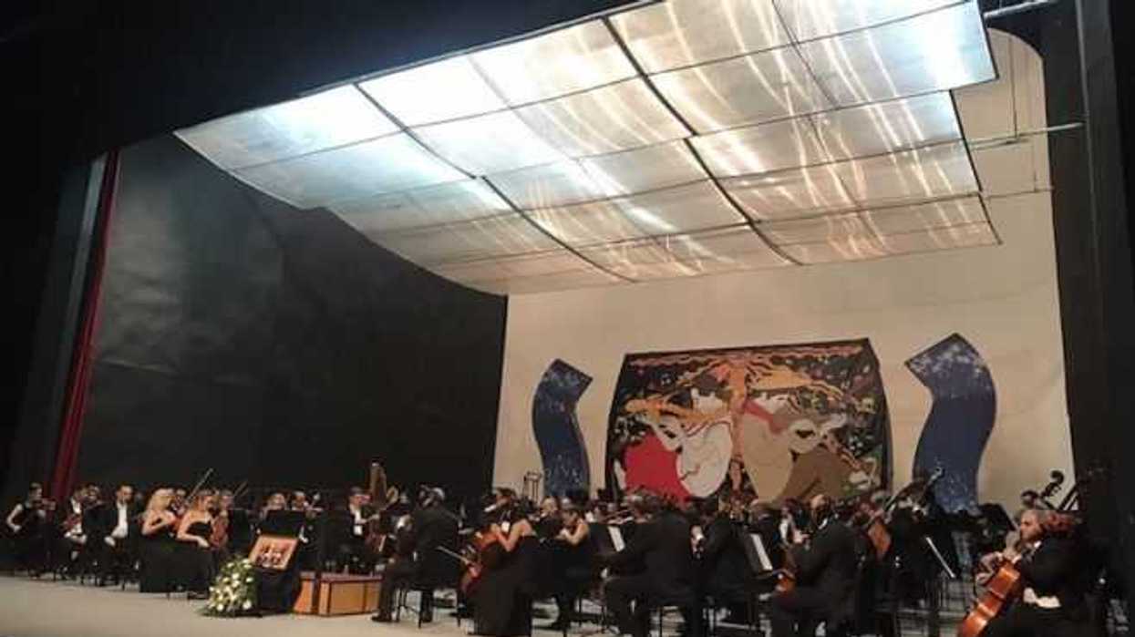 con-un-teatro-lleno-inicia-temporada-orquesta-filarmonica-de-acapulco