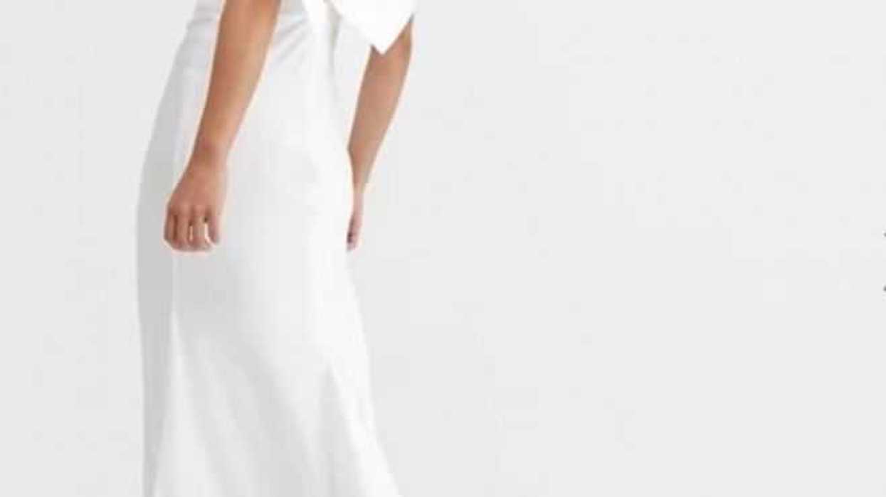 Con vestidos en clave "low cost", asÌ son las bodas en pandemia