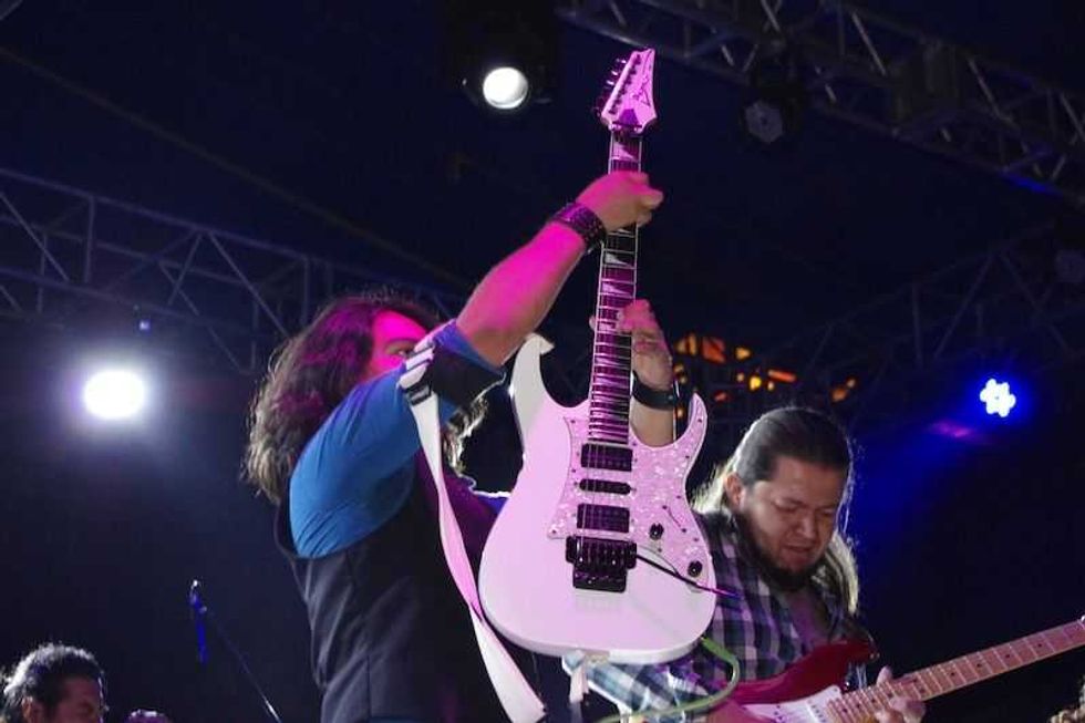 concierto-rock-en-plaza-independencia-02