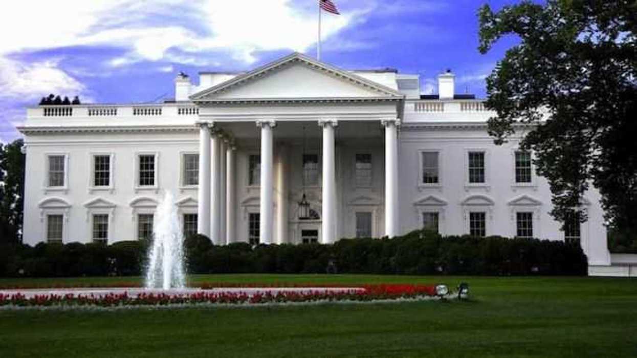 condena-casa-blanca-actos-terroristas-contra-los-clinton-y-obama