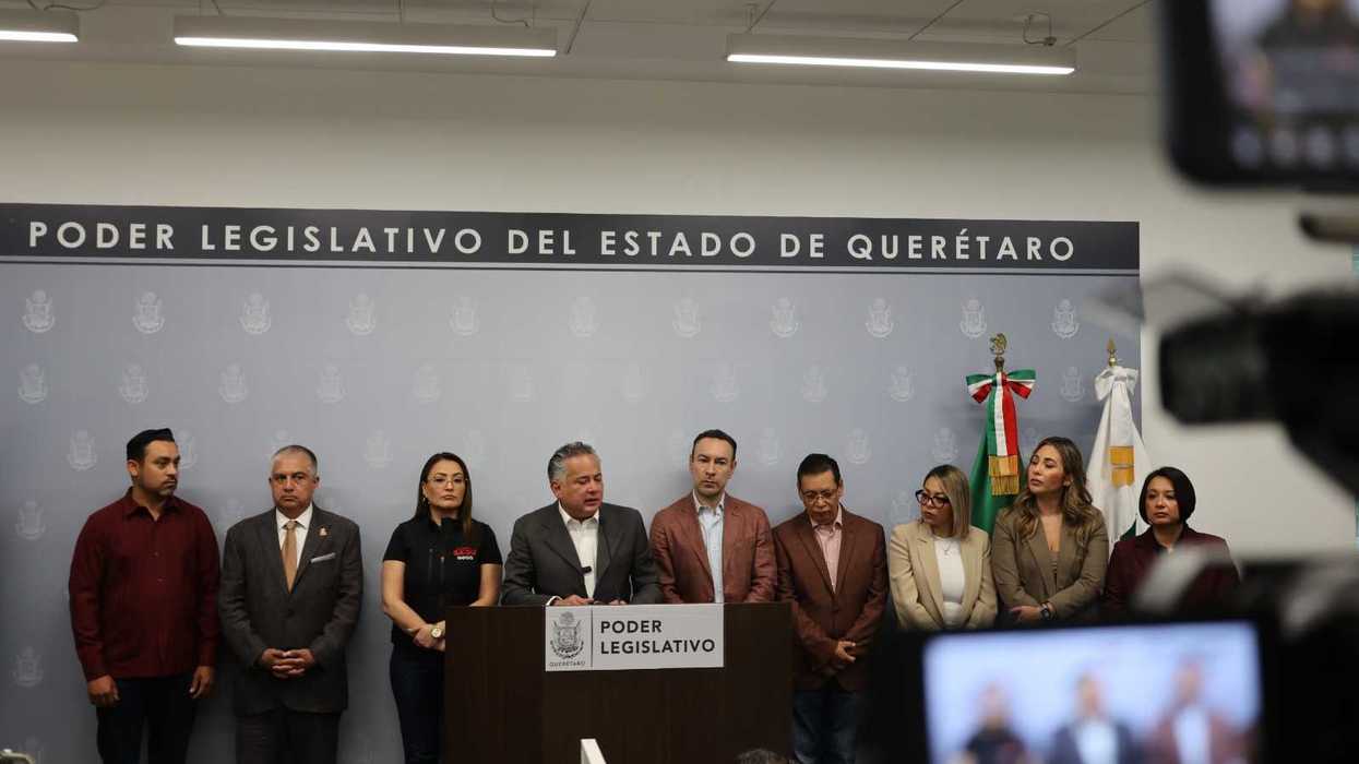 Conferencia en el Congreso de Querétaro donde se presentó la propuesta electoral 8 de 8 Plus