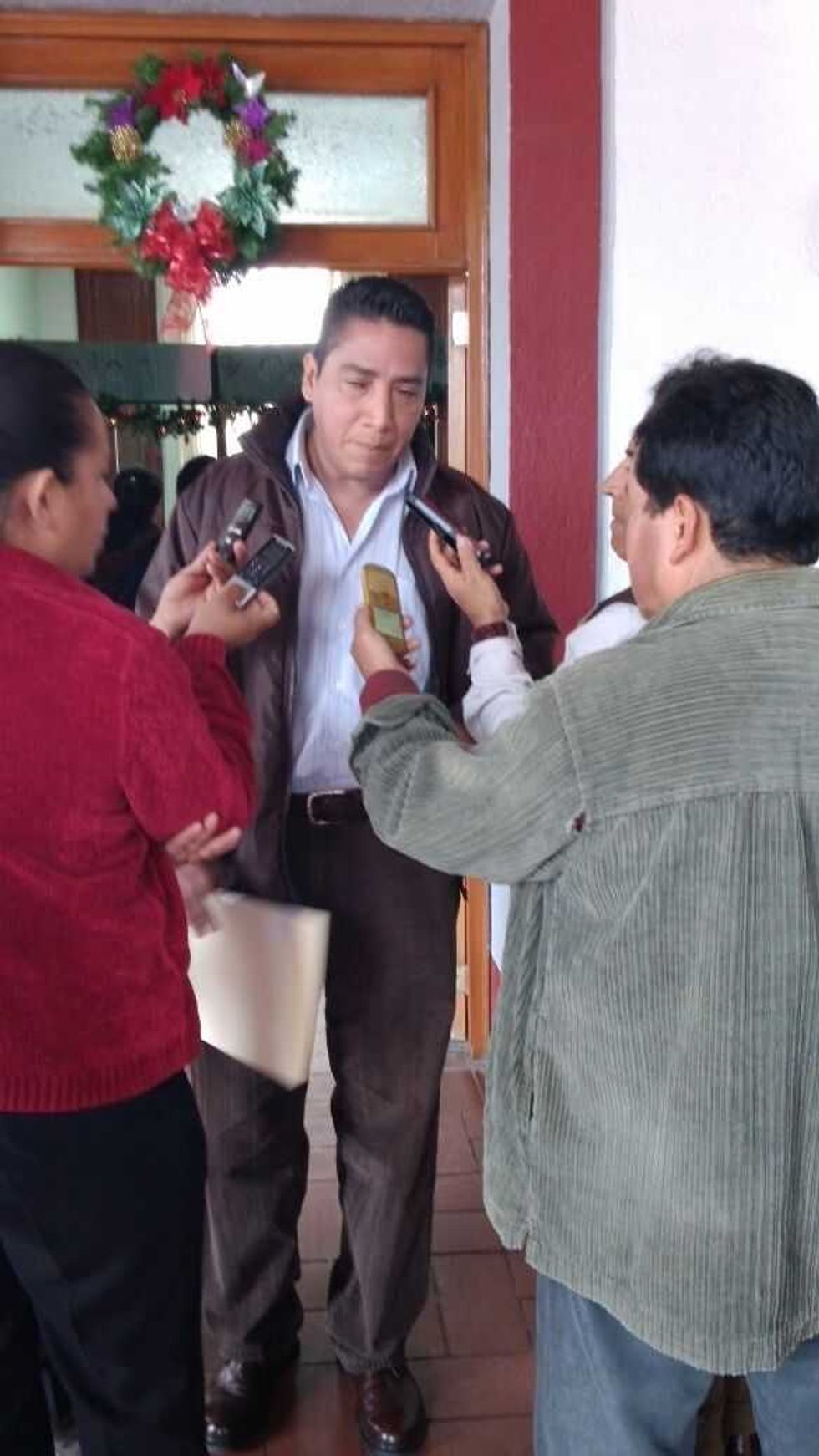 Congelan cuentas bancarias a gobierno de Macías en Tequisquiapan.