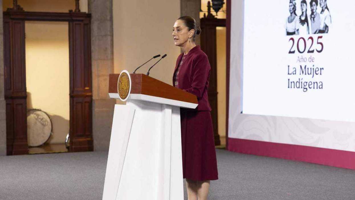 Congreso de Perú durante sesión donde declaró persona non grata a presidenta mexicana Claudia Sheinbaum.