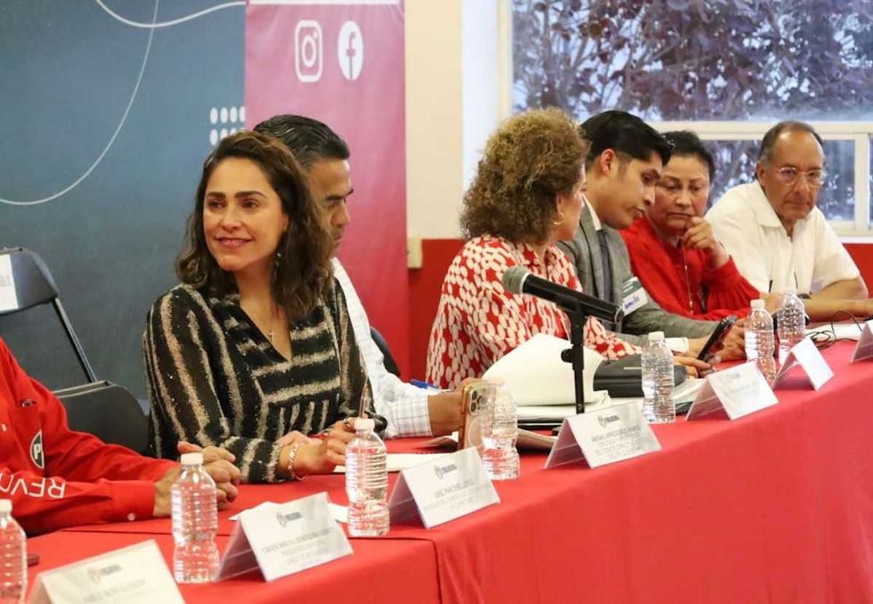 Consejo Pol\u00edtico Estatal del PRI Quer\u00e9taro con dirigentes y consejeros rumbo a elecciones 2027