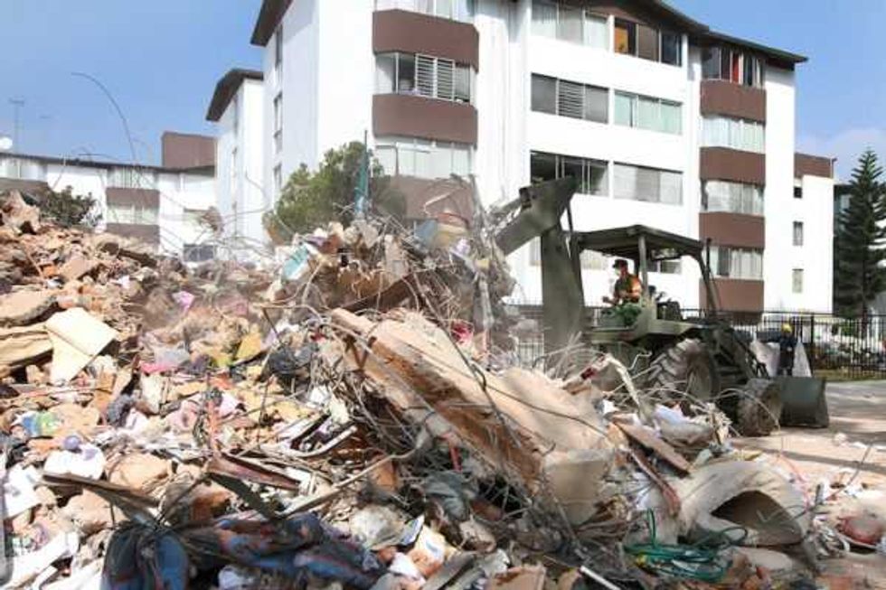 constructores edificios colapsados podrian incurrir en homicidio 1