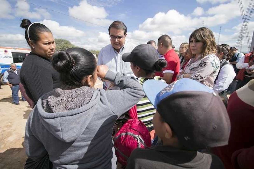 construye memo vega casa de salud en arcila san juan del rio 5