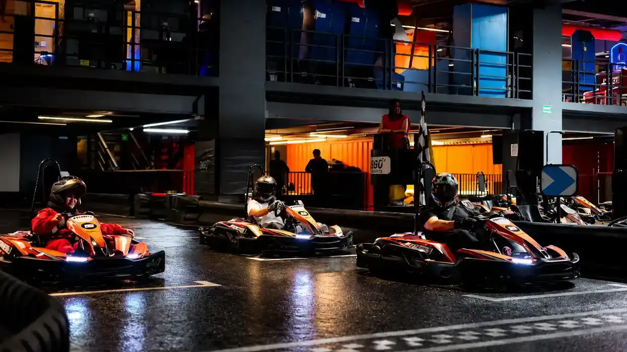 CONTENDER presentó en Paseo Querétaro los nuevos karts eléctricos RiMO SiNUS iON, equipados con doble motor eléctrico, sistemas avanzados de seguridad y tecnología de origen alemán.