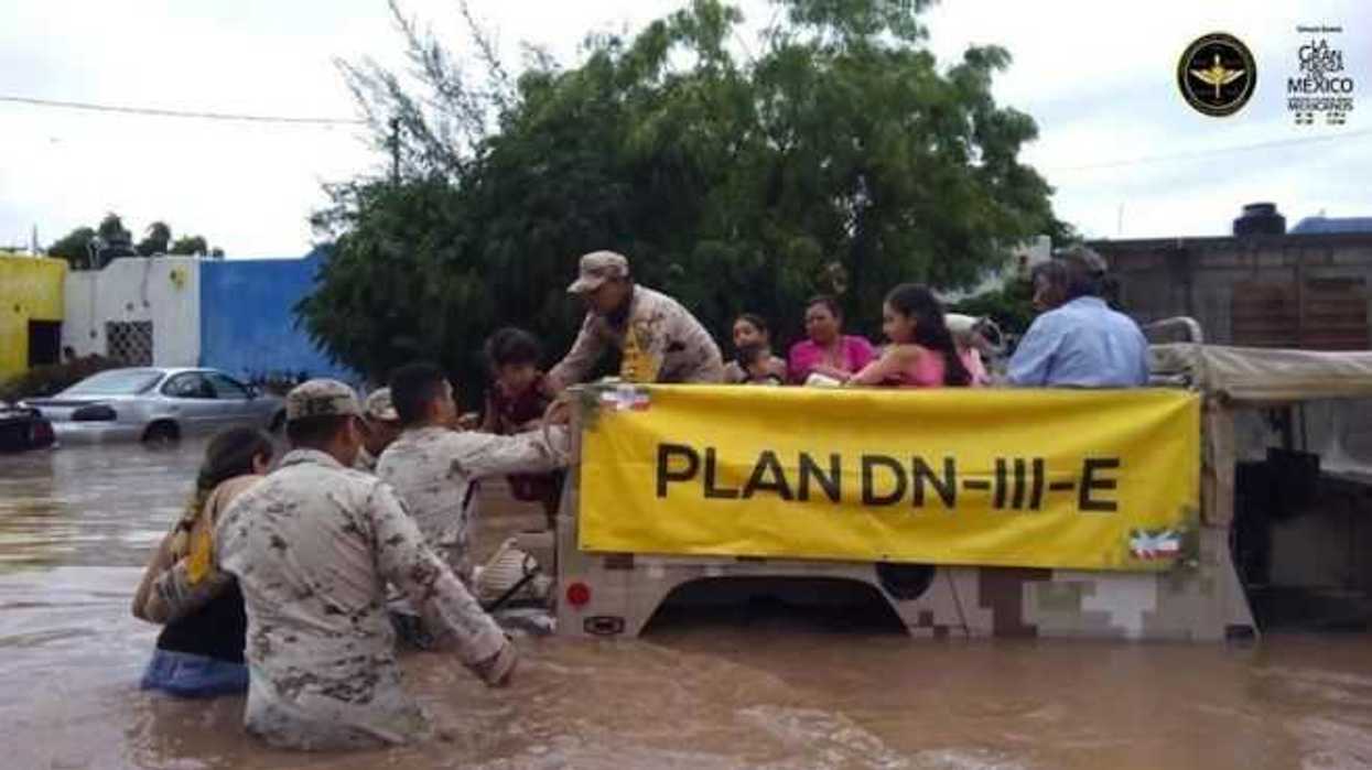 continua-aplicacion-de-plan-dn-iii-e-en-culiacan-sinaloa-por-lluvias