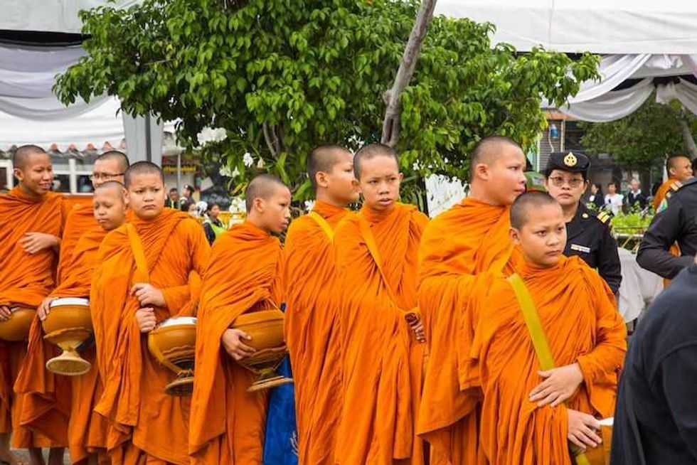 cremacion del rey bhumibol marca fin del luto ano en tailandia 4
