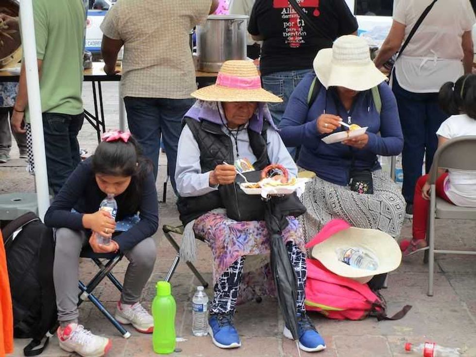 cruz roja san juan del rio reporta saldo blanco en peregrinacion de mujeres3