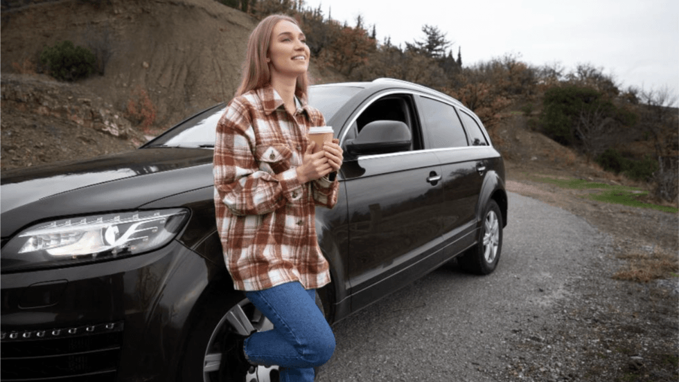 ¿Cuál es el mejor auto para viajar en carretera? Recomendaciones y consejos clave. Fuente: Freepik.