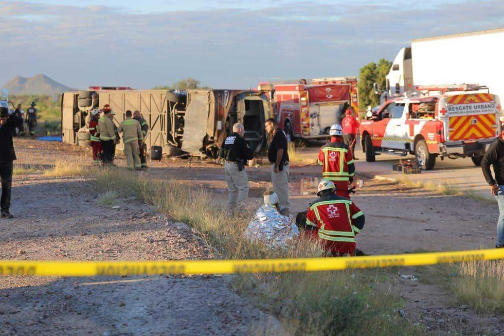 Cuerpos de emergencia brindaron asistencia inmediata a los 9 lesionados en el sitio del accidente antes de trasladarlos a centros hospitalarios.