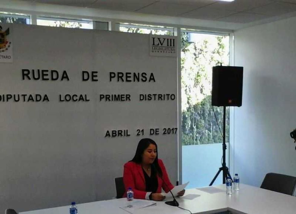 daesy hinojosa rosas 77