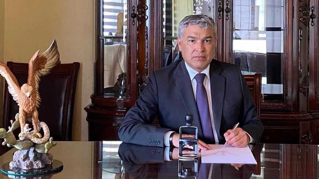 daniel-cholula-guasco-notario-13